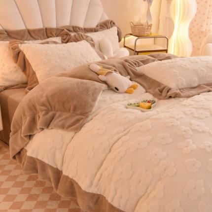 91家纺网 家纺一手货源 找家纺 首尔家纺 2023新款加厚塔芙绒牛奶绒四件套繁花三角形系列 繁花-米白