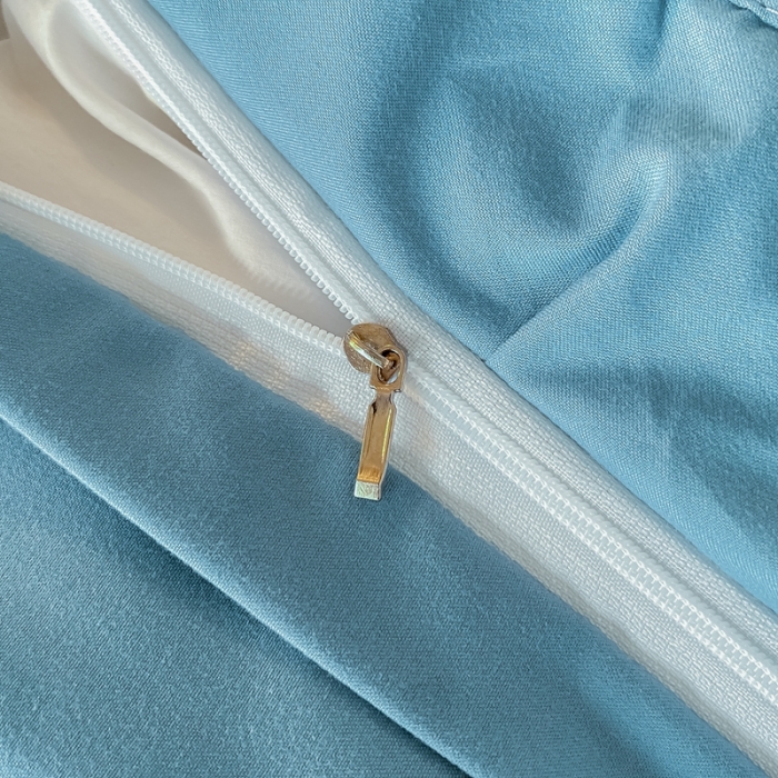 91家纺网 家纺一手货源 找家纺 艺玲 2023新款韩版亲肤磨毛刺绣蕾丝床裙床单如意系列四件套 缇娜-天空蓝