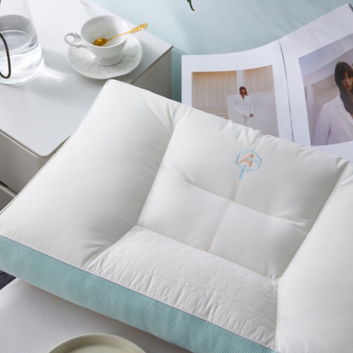 91家纺网 家纺一手货源 找家纺 （总）剑桥枕业 2023新款A类高枕羽丝绒定型枕10个起拿