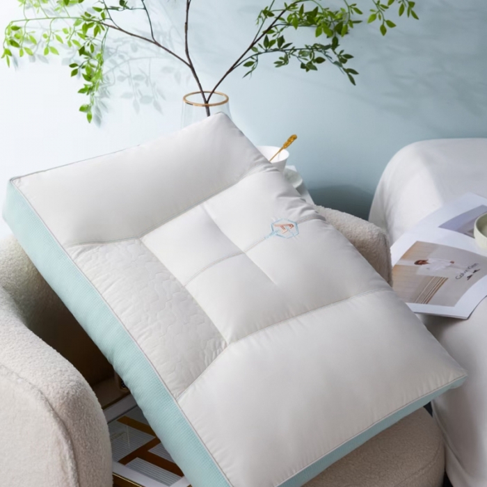 91家纺网 家纺一手货源 找家纺 （总）剑桥枕业 2023新款A类高枕羽丝绒定型枕10个起拿