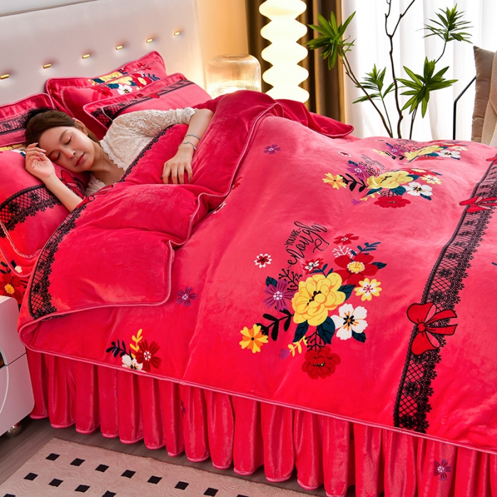 91家纺网 家纺一手货源 找家纺 贝诗梦 2022新款加厚230克9斤牛奶绒金貂绒四件套粉恋