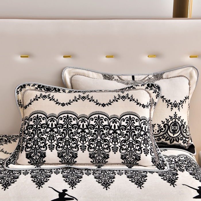 91家纺网 家纺一手货源 找家纺 贝诗梦 2025新款加厚230克9斤牛奶绒金貂绒四件套芭蕾少女