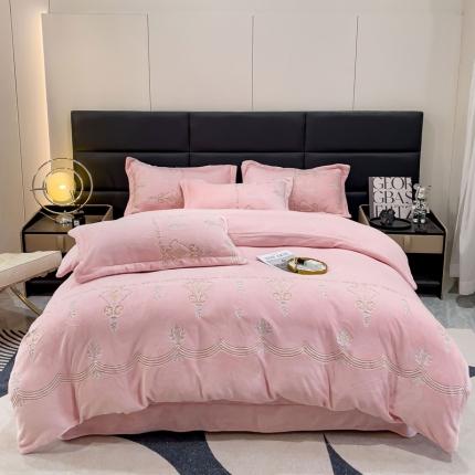 91家纺网 家纺一手货源 找家纺 星尚 2023新款全消光牛奶绒230g四件套-梦境梦境-少女粉