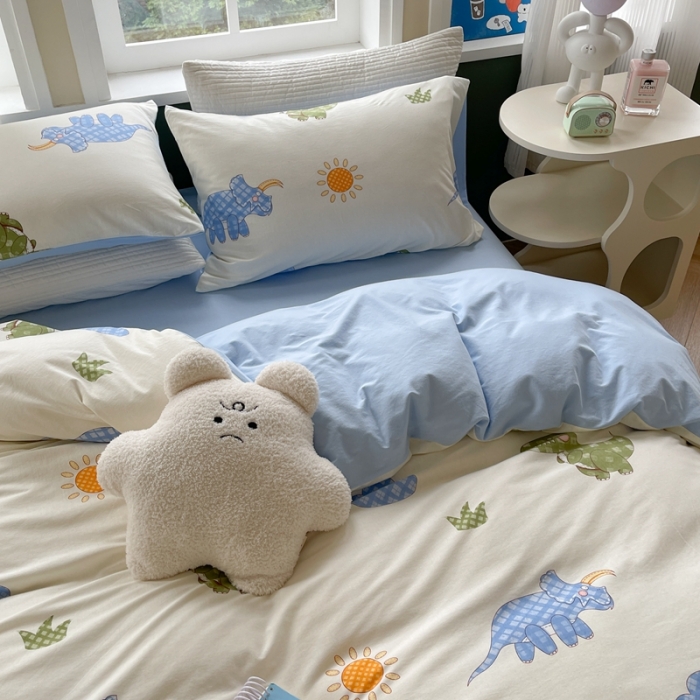 91家纺网 家纺一手货源 找家纺 柚子 2023新款全棉针织印花四件套 格纹恐龙