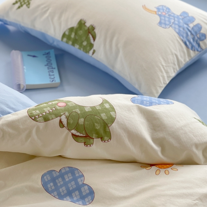 91家纺网 家纺一手货源 找家纺 柚子 2023新款全棉针织印花四件套 格纹恐龙