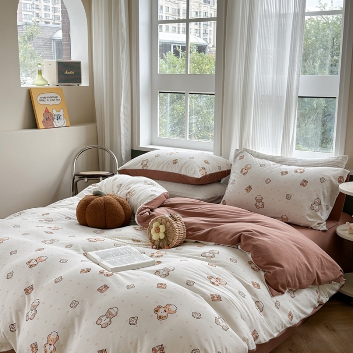 91家纺网 家纺一手货源 找家纺 柚子 2023新款全棉针织印花四件套 烘焙熊