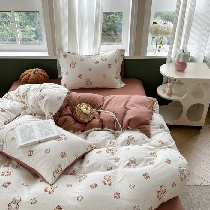 91家纺网 家纺一手货源 找家纺 柚子 2023新款全棉针织印花四件套 烘焙熊