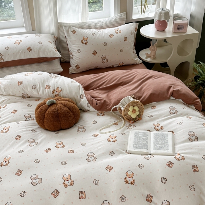 91家纺网 家纺一手货源 找家纺 柚子 2023新款全棉针织印花四件套 烘焙熊