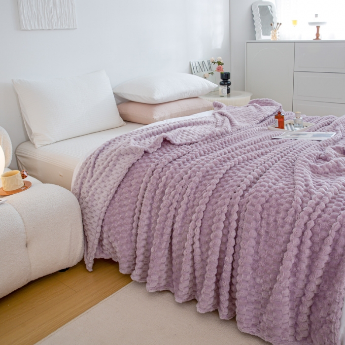 91家纺网 家纺一手货源 找家纺 羋多 2023年新款菠萝格提花毯子法莱绒云貂绒贴布毛毯 金龟绒-香芋紫