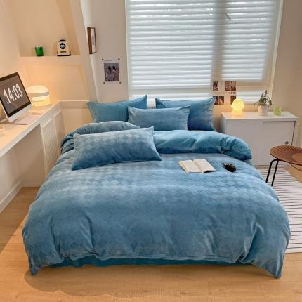 91家纺网 家纺一手货源 找家纺 丝羽坊 2023新款高克重3D立体雕花提花牛奶绒四件套单被套 格调-湖蓝