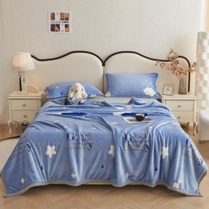 91家纺网 家纺一手货源 找家纺 雅萱 2024新款牛奶绒盖毯子毛毯午睡毯保暖加厚 晚安云朵