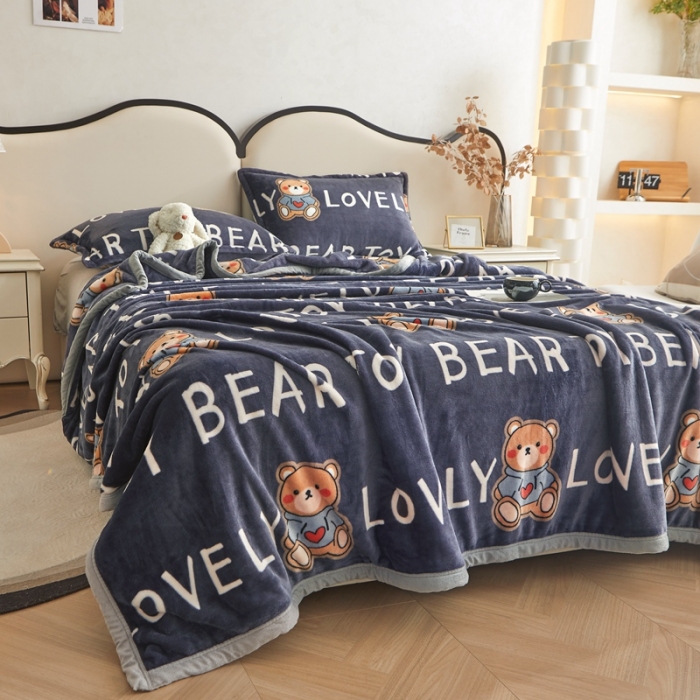 91家纺网 家纺一手货源 找家纺 雅萱 2024新款牛奶绒盖毯子毛毯午睡毯保暖加厚 love熊