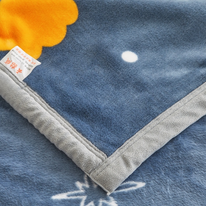 91家纺网 家纺一手货源 找家纺 雅萱 2024新款牛奶绒盖毯子毛毯午睡毯保暖加厚 草莓恐龙