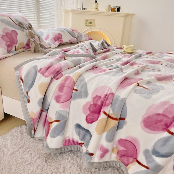 91家纺网 家纺一手货源 找家纺 雅萱 2024新款牛奶绒盖毯子毛毯午睡毯保暖加厚 花枝蔓