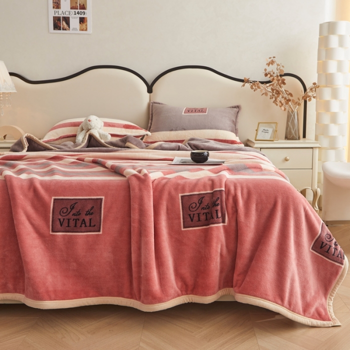 91家纺网 家纺一手货源 找家纺 雅萱 2024新款牛奶绒盖毯子毛毯午睡毯保暖加厚 活力青春