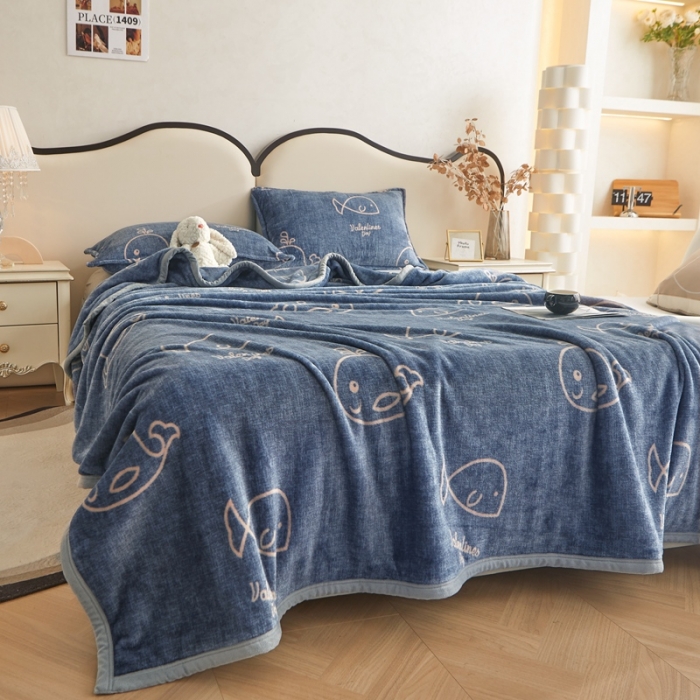 91家纺网 家纺一手货源 找家纺 雅萱 2024新款牛奶绒盖毯子毛毯午睡毯保暖加厚 小金鱼