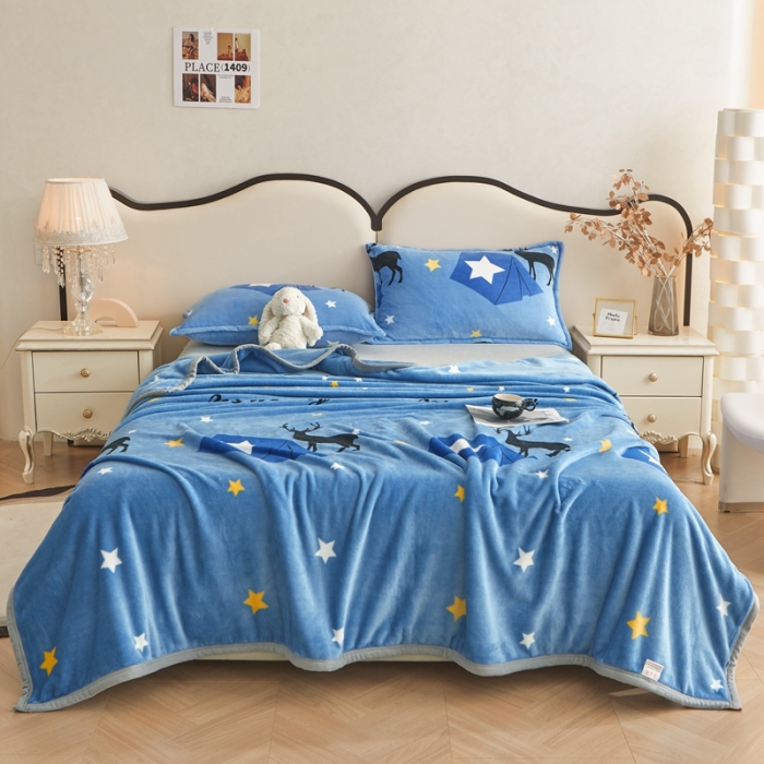 91家纺网 家纺一手货源 找家纺 雅萱 2024新款牛奶绒盖毯子毛毯午睡毯保暖加厚 星辰鹿影