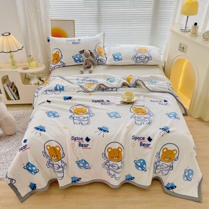 雅萱 2024新款牛奶绒盖毯子毛毯午睡毯保暖加厚 宇航员