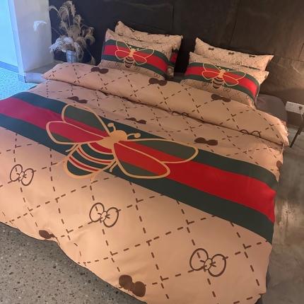 91家纺网 家纺一手货源 找家纺 丽斐纺织 2023新款双面磨毛数码印花四件套 磨毛大黄蜂