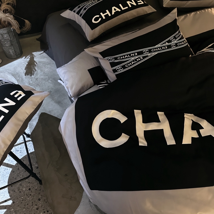 91家纺网 家纺一手货源 找家纺 丽斐纺织 2023新款双面磨毛数码印花四件套 磨毛暗香