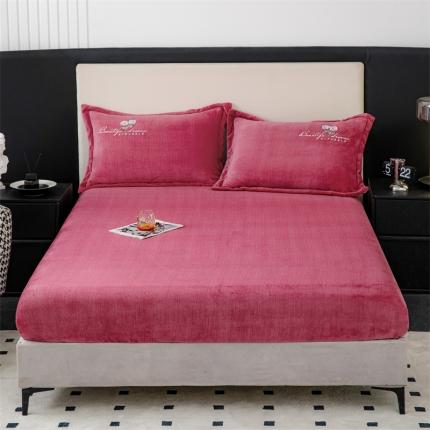 91家纺网 家纺一手货源 找家纺 （总）新款230克高克重肌理纹绣花牛奶绒单床笠