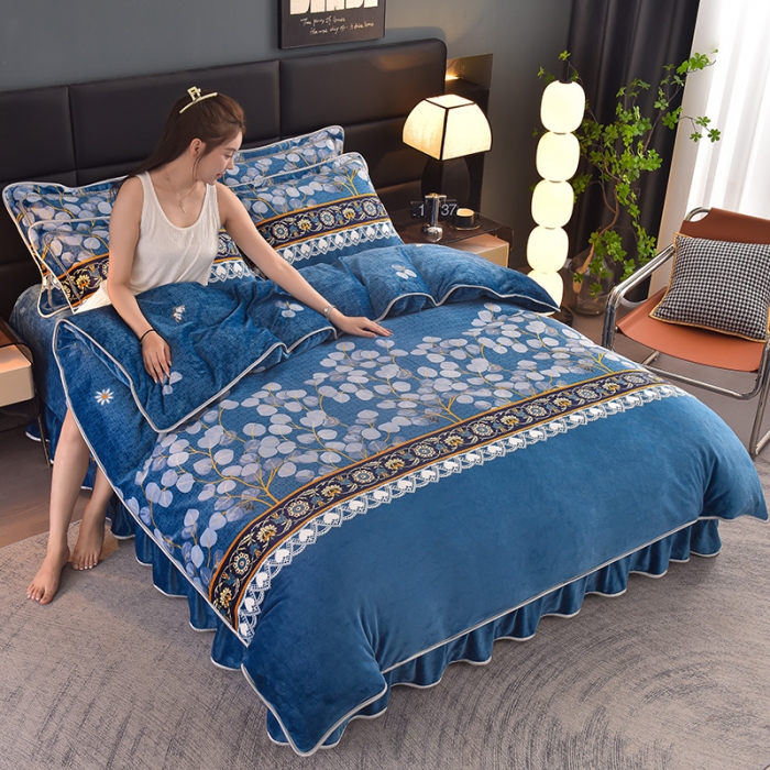 91家纺网 家纺一手货源 找家纺 芯诗曼2025新款8.5斤直播热款高克重牛奶绒法莱绒水晶金貂法莱绒四件套 叶叶相思