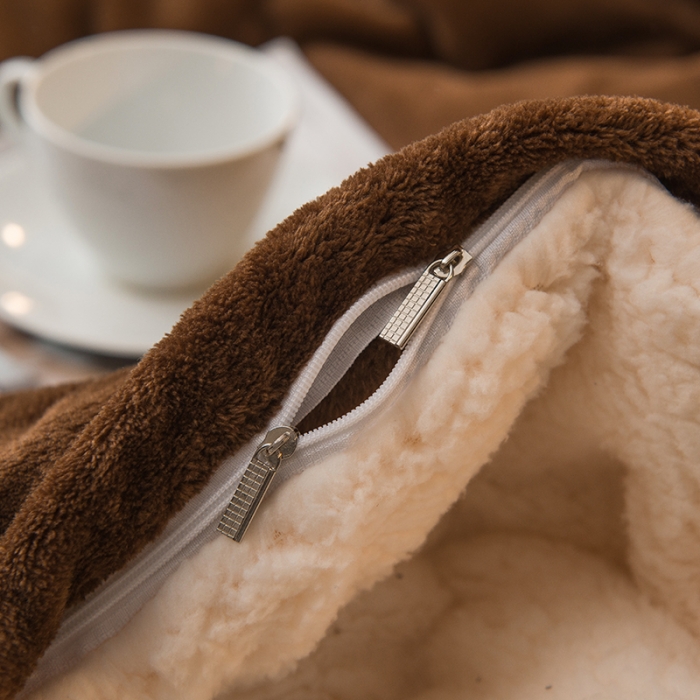 91家纺网 家纺一手货源 找家纺 简爱 2025新款法莱绒羊羔绒多功能被套毯 咖啡