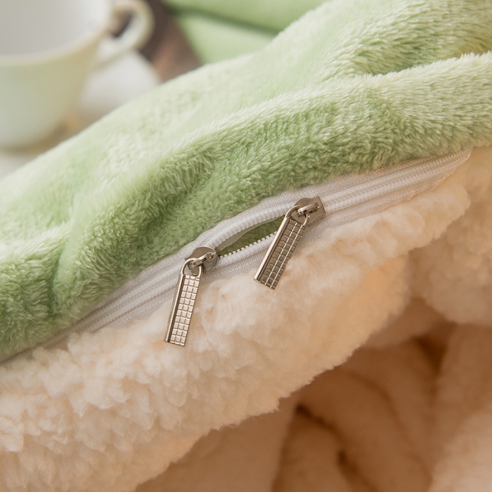 91家纺网 家纺一手货源 找家纺 简爱 2025新款法莱绒羊羔绒多功能被套毯 浅绿