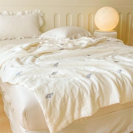 91家纺网 家纺一手货源 找家纺 宇航 25新款全棉双层皱皱纱绣花夏被春秋被大豆被 小飞象