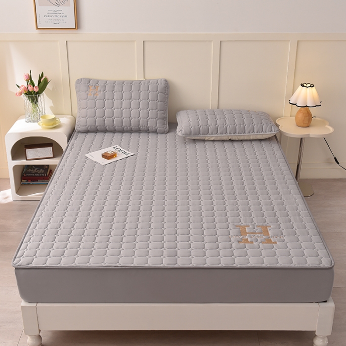 91家纺网 家纺一手货源 找家纺 （总）富威堡家纺 2023新款原棉H标刺绣棉花床笠