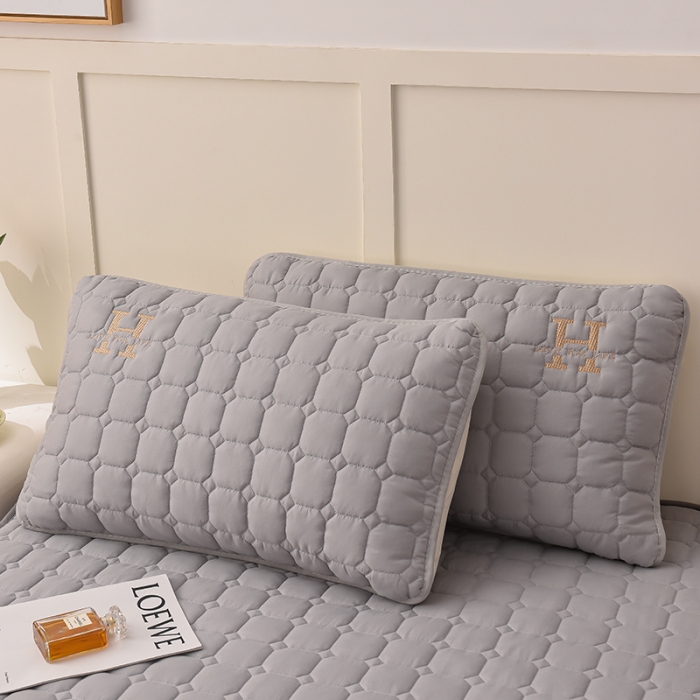 91家纺网 家纺一手货源 找家纺 （总）富威堡家纺 2023新款原棉H标刺绣棉花床笠