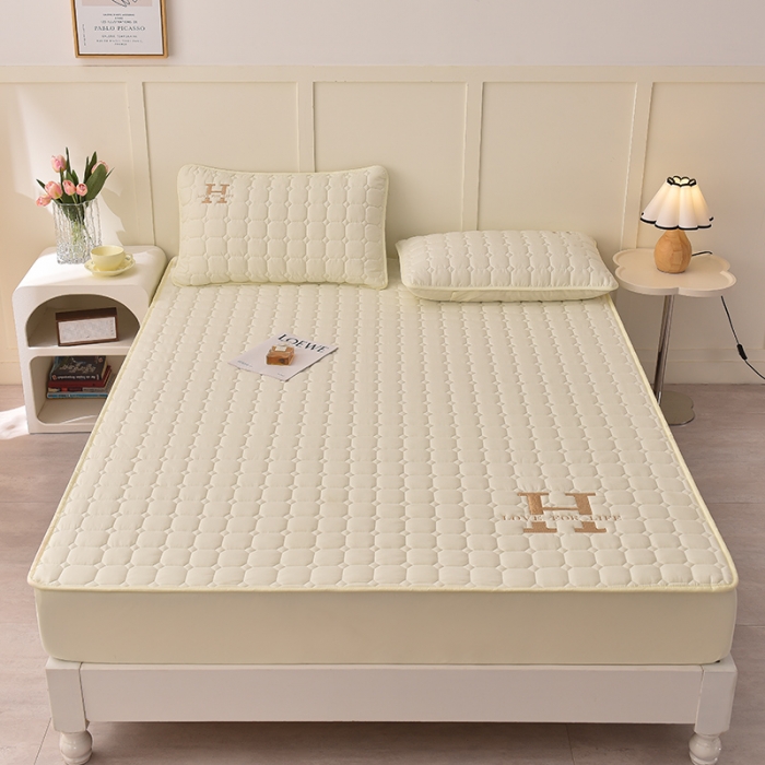 91家纺网 家纺一手货源 找家纺 富威堡家纺 2023新款原棉H标刺绣棉花床笠 刺绣-米白