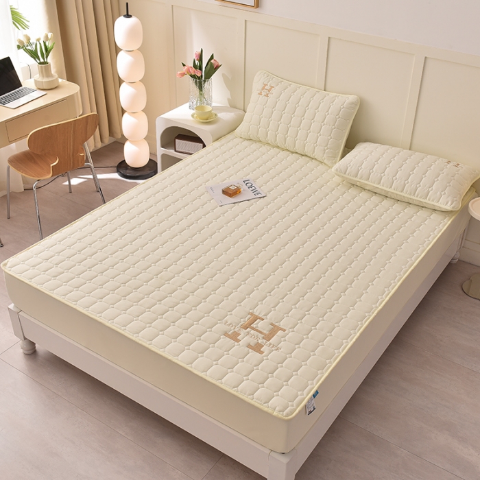 91家纺网 家纺一手货源 找家纺 富威堡家纺 2023新款原棉H标刺绣棉花床笠 刺绣-米白