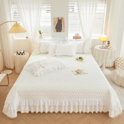 91家纺网 家纺一手货源 找家纺 宜凡 2023新款A类云柔棉床盖夹棉三件套 空灵白