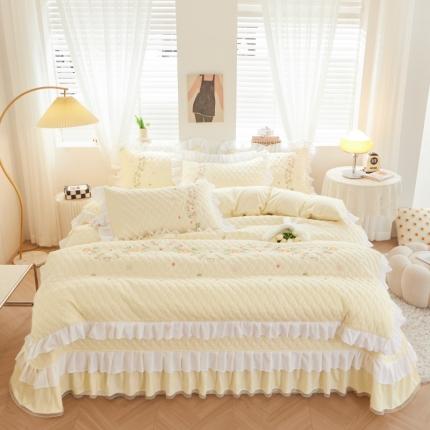 91家纺网 家纺一手货源 找家纺 宜凡 2023新款A类云柔棉床盖夹棉四件套 奶油黄