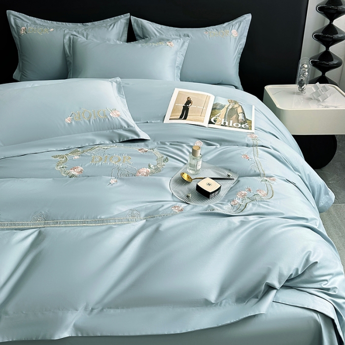 91家纺网 家纺一手货源 找家纺 2023秘密花园系列轻奢小香风纯棉刺绣长绒棉四件套 秘密花园-梵星蓝