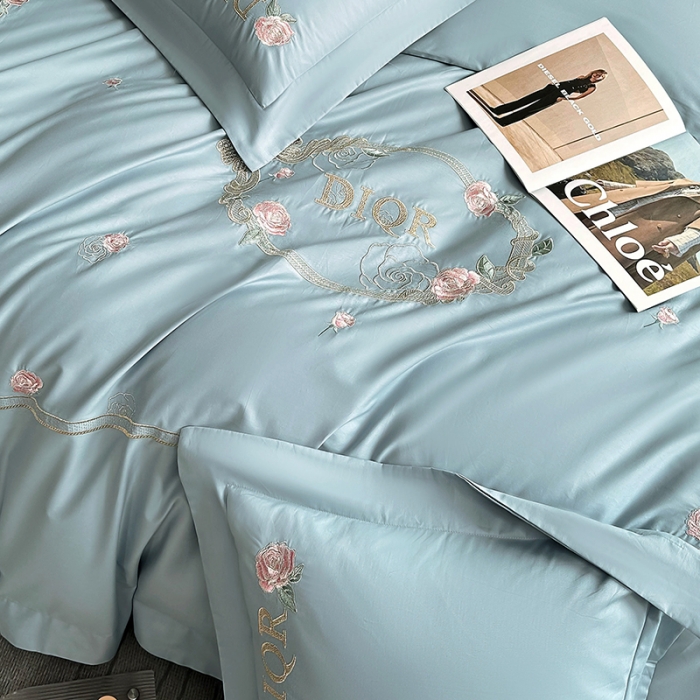 91家纺网 家纺一手货源 找家纺 2023秘密花园系列轻奢小香风纯棉刺绣长绒棉四件套 秘密花园-梵星蓝