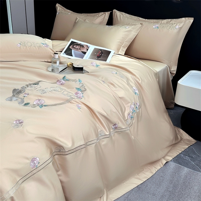 91家纺网 家纺一手货源 找家纺 2023秘密花园系列轻奢小香风纯棉刺绣长绒棉四件套 秘密花园-香槟金