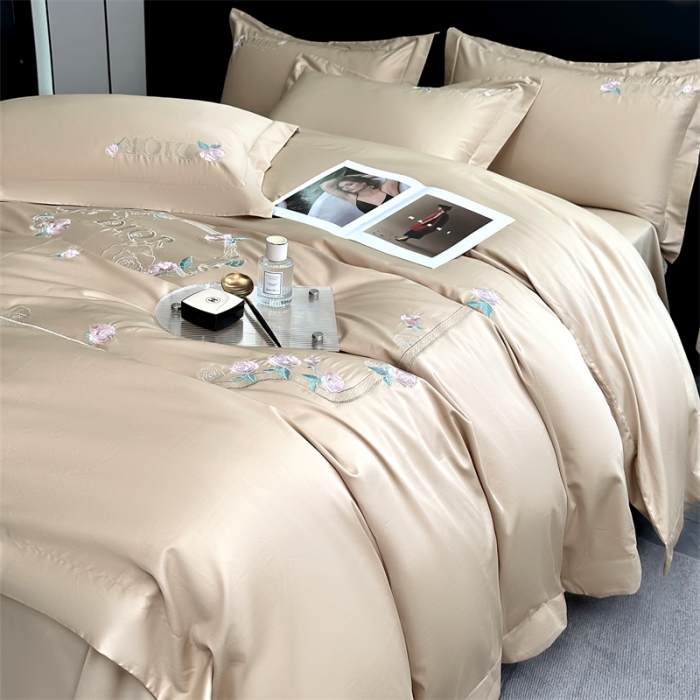 91家纺网 家纺一手货源 找家纺 2023秘密花园系列轻奢小香风纯棉刺绣长绒棉四件套 秘密花园-香槟金