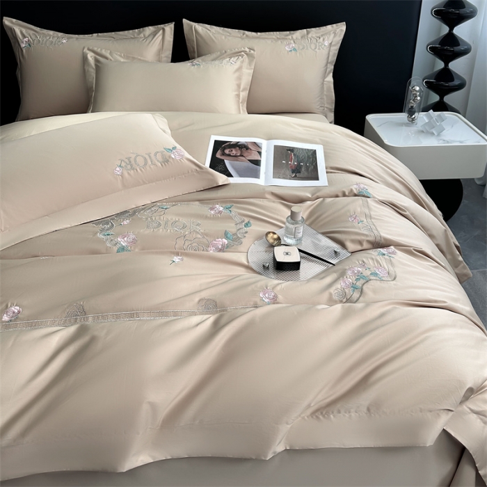 91家纺网 家纺一手货源 找家纺 2023秘密花园系列轻奢小香风纯棉刺绣长绒棉四件套 秘密花园-香槟金