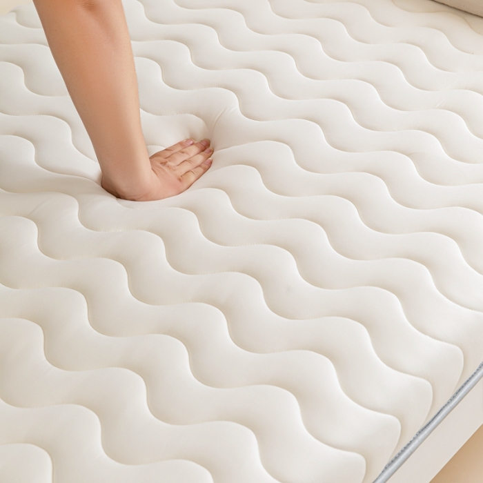 91家纺网 家纺一手货源 找家纺 元昊床垫 2025新款A类牛奶丝学生海绵乳胶床垫 波浪-元气白
