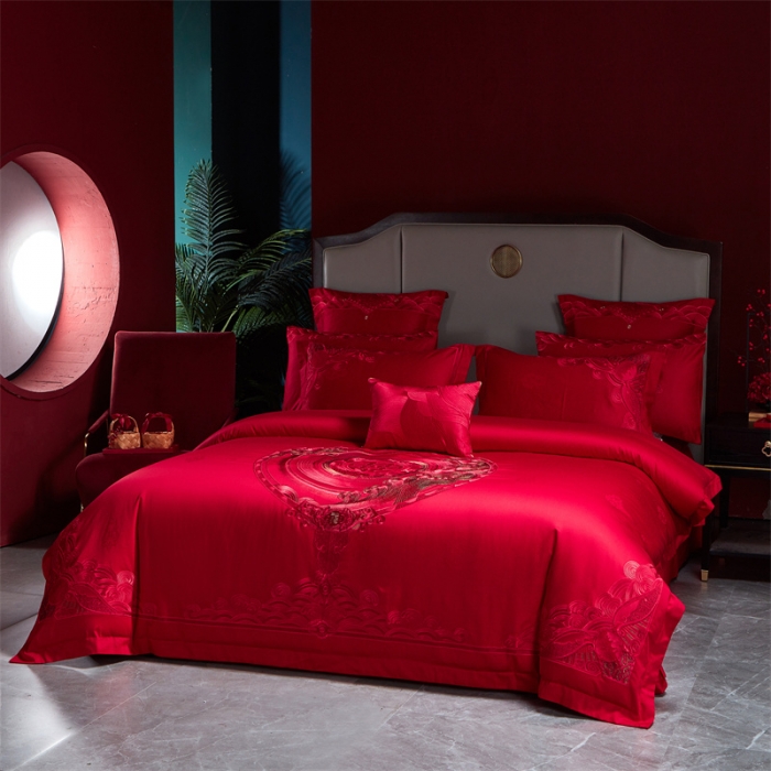 91家纺网 家纺一手货源 找家纺 宏羽纺 2023新款高支高密全棉贡缎提花婚庆套件 全棉情意绵绵-红