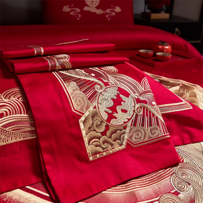 91家纺网 家纺一手货源 找家纺 宏羽纺 2023新款高支高密全棉贡缎提花婚庆套件 全棉情意绵绵-金