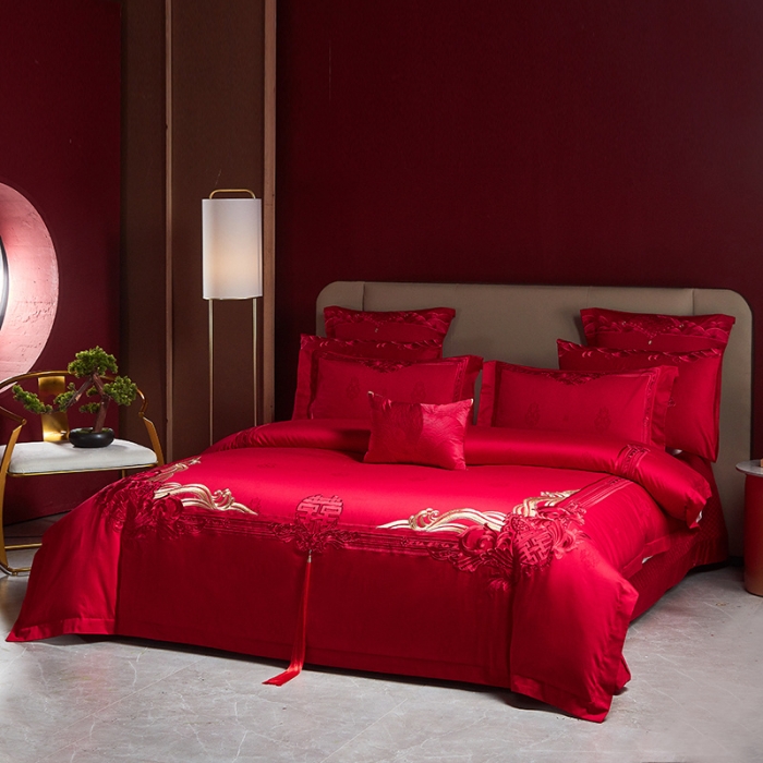 91家纺网 家纺一手货源 找家纺 宏羽纺 2023新款高支高密全棉贡缎提花婚庆套件 缘定三生-红