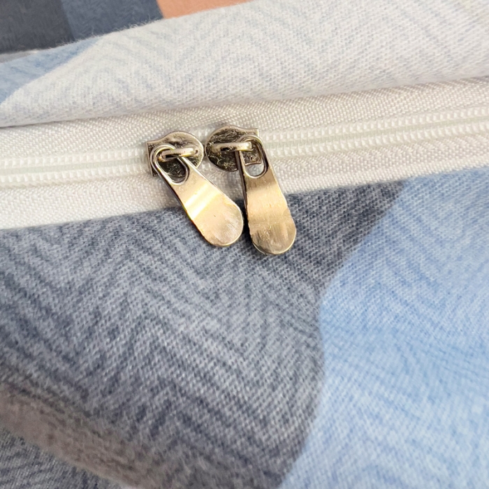 91家纺网 家纺一手货源 找家纺 品乐家纺 2023新款全棉喷气磨毛印花四件套 流光时速-灰