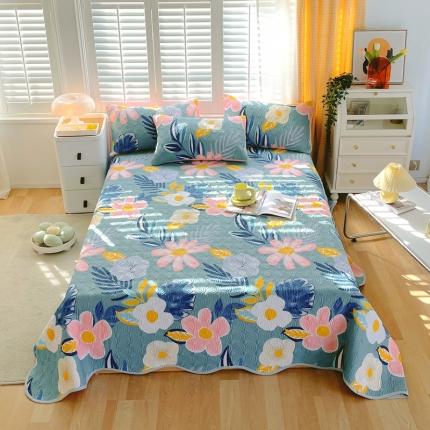 91家纺网 家纺一手货源 找家纺 （总）衿成 2025新款全棉水波纹夹棉印花床盖（清仓款）