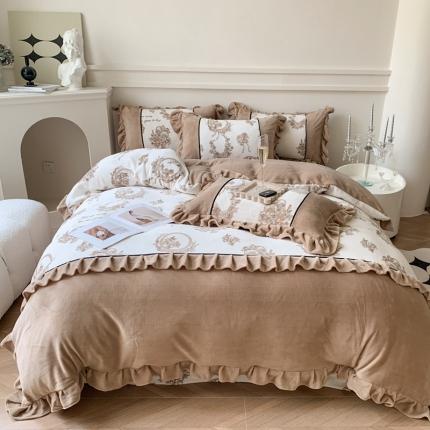 91家纺网 家纺一手货源 找家纺 （总）吾欢心 2024新款法式复古韩版花边牛奶绒四件套