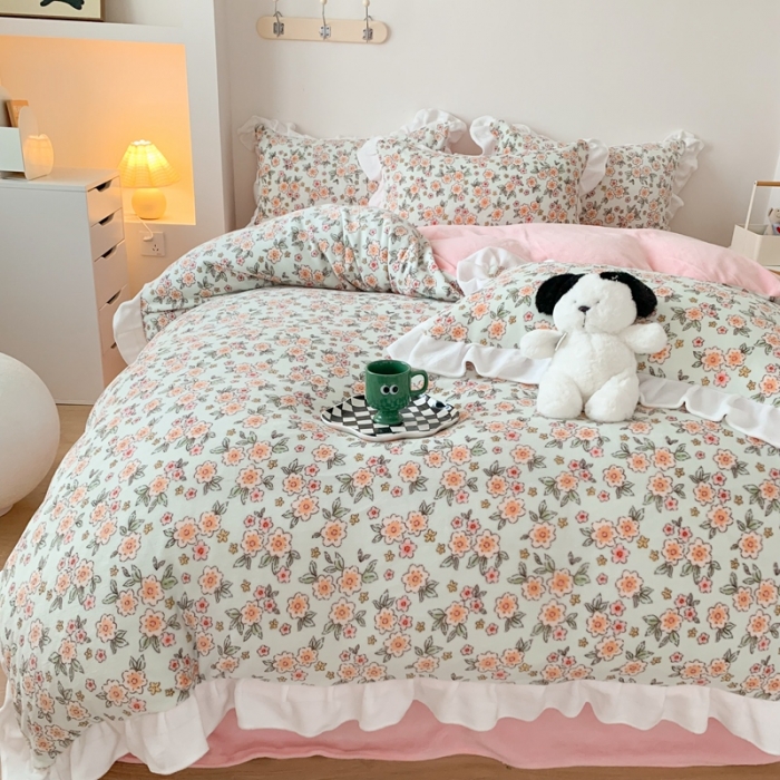 91家纺网 家纺一手货源 找家纺 吾欢心 2024新款韩版花边牛奶绒四件套 花野迷踪