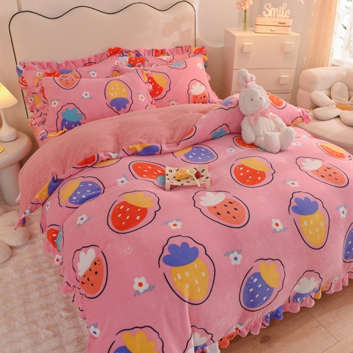 91家纺网 家纺一手货源 找家纺 甜之梦家纺 2025新款泥点绒印花四件套（任何尺寸都可定做） 粉红草莓