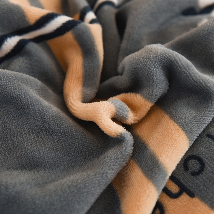 91家纺网 家纺一手货源 找家纺 （总）甜之梦家纺 2025新款韩版泥点绒单被套（任何尺寸都可定做）